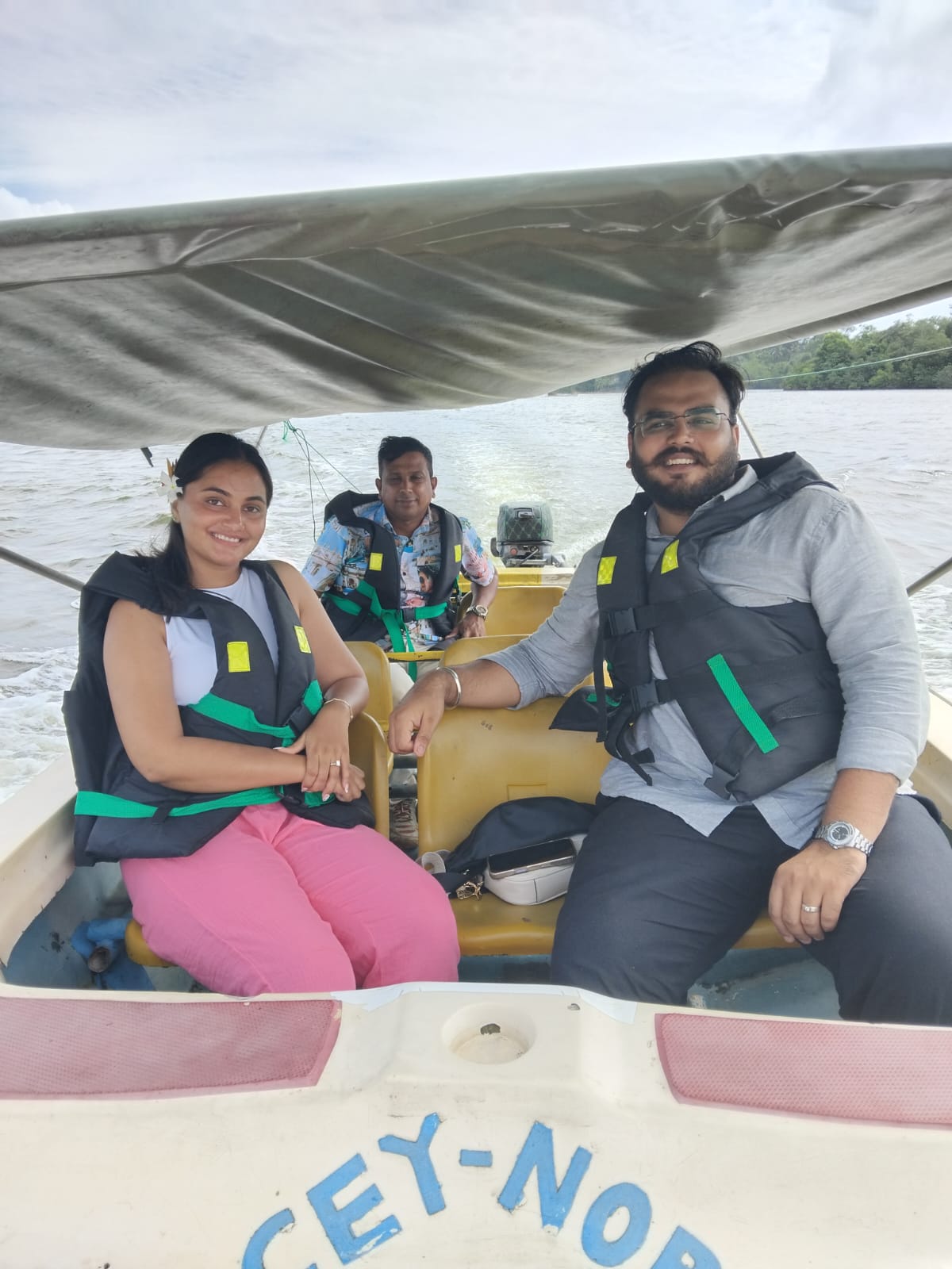 Misty Highlands & Ceylon Tea Trails